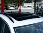 Volkswagen T-Roc 1.5 TSI Style | Trekhaak | Panoramadak | Adaptieve Cruise Control | Schuif/Kanteldak | DAB | Apple Carplay | Android Auto | Stoelverwarming | Parkeersensoren Voor & Achter |
