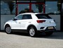 Volkswagen T-Roc 1.5 TSI Style | Trekhaak | Panoramadak | Adaptieve Cruise Control | Schuif/Kanteldak | DAB | Apple Carplay | Android Auto | Stoelverwarming | Parkeersensoren Voor & Achter |