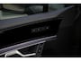 Volkswagen Touareg 3.0 TSi eHybrid 4MOTION R design | Luchtvering | Panoramisch schuifdak |  Adaptieve Cruise Control | Head-up display | Leder "Puglia" "R-logo' zwart/ blauwe stikking |