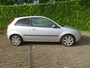 Ford Fiesta 1.6-16V FUTURA