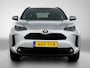 Toyota Yaris Cross 1.5 Hybrid 115 Dynamic Comfort Pack | BTW voertuig | Dealer onderhouden | Stoel+Stuurverwarming | Dodehoek detectie | Parkeersensoren voor+achter | Climate Control | Cruise Control Adaptive | Navigatie | Apple CarPlay/Android