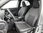 Toyota Yaris Cross 1.5 Hybrid 115 Dynamic Comfort Pack | BTW voertuig | Dealer onderhouden | Stoel+Stuurverwarming | Dodehoek detectie | Parkeersensoren voor+achter | Climate Control | Cruise Control Adaptive | Navigatie | Apple CarPlay/Android
