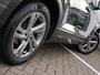 Volkswagen T-Roc 1.5 TSI R-Line Edition | Afneembare Trekhaak | Adaptive Cruisecontrol | IQ-Led | Camera | Stoelverwarming | Massage | LMV