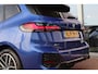 BMW 2-Serie Active Tourer (u06) 225e 245PK XDRIVE M-SPORT SHADOW LINE Navi | Camera | Adapt.Cruise | Comfort Acces | Dab | Adapt. Led | 18 Inch Lm |