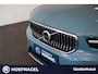 Volvo XC40 1.5 T3 Momentum Automaat | Adaptive Cruise | Stoelverwarming | Navigatie | Leder | Parkeersensoren | Trekhaak