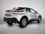 Toyota C-HR / C-HR+ 1.8 Hybrid 140 Dynamic + Winter Pack | BTW voertuig | Groot Scherm | Stoel+stuurverwarming | Dodehoek detectie | Parkeersensoren voor+achter | Navigatie | Apple CarPlay/Android Auto |