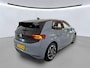 Volkswagen ID.3 Pro Advantage 204PK 58 kWh / Achteruitrijcamera / Stuur + Stoelverwarming / Keyless Entry / Alarmsysteem /  LED / Wireless App-Connect