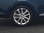 Skoda Superb Combi 1.4 TSI iV Laurin & Klement PHEV 218pk Dealer O.H. | Trekhaak Af Fabriek | Adaptive Cruise | Camera | Lederen Comfortzetels Memory & Verwarmd | Stuur Verwarmd | Canton Audio | Blis | Keyless | Apple Carplay | Crystal LED | Navigatie | DAB | Plug In Hybrid |