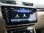 Skoda Superb Combi 1.4 TSI iV Laurin & Klement PHEV 218pk Dealer O.H. | Trekhaak Af Fabriek | Adaptive Cruise | Camera | Lederen Comfortzetels Memory & Verwarmd | Stuur Verwarmd | Canton Audio | Blis | Keyless | Apple Carplay | Crystal LED | Navigatie | DAB | Plug In Hybrid |