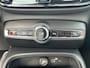 Volvo EX40 Single Motor Extended Range Plus 82 kWh | BLIS | Harman Kardon | Trekhaak | Stoel + Stuur Verwarming | Keyless Start / Entry |