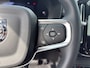 Volvo EX40 Single Motor Extended Range Plus 82 kWh | BLIS | Harman Kardon | Trekhaak | Stoel + Stuur Verwarming | Keyless Start / Entry |