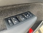 Volvo EX40 Single Motor Extended Range Plus 82 kWh | BLIS | Harman Kardon | Trekhaak | Stoel + Stuur Verwarming | Keyless Start / Entry |