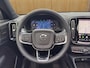 Volvo XC40 2.0 B4 Plus Black Edition | BLIS | Stoel + Stuur Verwarming | Harman Kardon | 360 Camera | Trekhaak | Keyless Start / Entry |