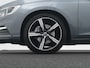 Volvo V60 T3 Nordic+ Sport | R-Design | Xenon | Standkachel | Trekhaak | Stoelverwarming | Cruise Control | Climate Control