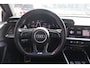 Audi A3 Sportback 35 S-Line TFSI 150pk | Navi | Trekhaak | RS Stoelen | Carplay | Sportstoelen | Stoelverwarming |