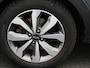 Kia Stonic 1.0 T 100 More | 100PK | Apple Carplay / Android Auto | Airco | Privacy Glass | Lichtmetalen Velgen |