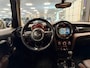 MINI Cooper 5-Deurs 1.5 Business * Leder / Navigatie / Cruise control / LM Velgen / NL Auto *