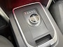 Land Rover Discovery Sport 2.0 Si4 4WD HSE Luxury, 240Pk, 2015, Volledig leder, Panoramadak, Climate control, Stoelverwarming, Stuurverwarming, Navigatie, Camera, Parkeersensoren,