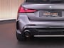 BMW 1-Serie M135i 306pk xDrive |M-sportpakket pro|pano|Harman&Kardon|head-up|Apple Carplay|parkeercamra|stoel & stuurwiel verwarming|19" LMV|