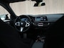 BMW 1-Serie M135i 306pk xDrive |M-sportpakket pro|pano|Harman&Kardon|head-up|Apple Carplay|parkeercamra|stoel & stuurwiel verwarming|19" LMV|