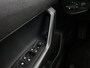 Volkswagen Polo 1.0 TSI Life Business | 95 PK | Apple Carplay / Android Auto | Stoelverwarming | Adaptieve Cruise Control | Navigatie |