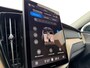 Volvo XC60 T6 Plug-in hybrid AWD Ultra Dark l Luchtvering l Trekhaak