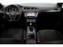 Volkswagen Tiguan 2.0 TSI 4Motion R LINE Highline Business PANO | 360 CAM | ACC | APP CONNECT | HEAD UP | FULL LED | TREKHAAK | LMV 19''