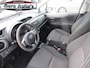 Toyota Yaris 1.0 VVT-i Now 5 drs,airco,lmv elc pakket pdc