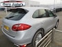 Porsche Cayenne 3.6 nl-auto vol opties panorama ,zwart leder ,originele staat !