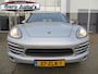 Porsche Cayenne 3.6 nl-auto vol opties panorama ,zwart leder ,originele staat !