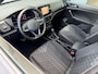 Volkswagen T-Cross 1.5 TSI 150pk DSG R-Line | Camera | Trekhaak | Dode hoek | Navi | IQ light | Rijklaar incl. garantie