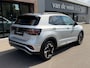 Volkswagen T-Cross 1.5 TSI 150pk DSG R-Line | Camera | Trekhaak | Dode hoek | Navi | IQ light | Rijklaar incl. garantie