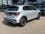 Volkswagen T-Cross 1.5 TSI 150pk DSG R-Line | Camera | Trekhaak | Dode hoek | Navi | IQ light | Rijklaar incl. garantie