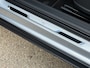 Volkswagen T-Cross 1.5 TSI 150pk DSG R-Line | Camera | Trekhaak | Dode hoek | Navi | IQ light | Rijklaar incl. garantie
