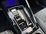 Volkswagen Golf 1.5 eTSI R-Line Pano H&K Carplay Camera Acc