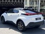 Toyota C-HR / C-HR+ 1.8 Hybrid 140 Dynamic Plus Bi-Tone | Elektrische Achterklep, Stoel + Stuurverwarming, Parkeersensoren, Dodehoekherkenning