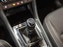 Skoda Karoq 1.5 TSI ACT Business Edition / 150pk / Achteruitrij camera / Adaptieve cruise control / Automatische klimaatregeling /
