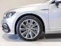 Volkswagen Passat Variant 1.4 TSI PHEV GTE Business SoH 93% / 218pk / Panorama dak / Head-up display / Achteruitrij camera /
