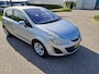 Opel Corsa 1.3 CDTi EcoFlex S/S Anniversary Edition ziet er heel netjes uit loopt goed