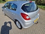 Opel Corsa 1.3 CDTi EcoFlex S/S Anniversary Edition ziet er heel netjes uit loopt goed