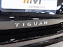 Volkswagen Tiguan 1.5 eHybrid Life Edition / 204pk / SoH 100% / Achteruitrij camera / Dodehoek herkenning / CarPlay /