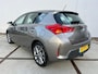 Toyota Auris 1.8 Hybrid Dynamic 5drs - camera - clima - cruise control - bluetooth - trekhaak - NAP - dealer onderhouden - isofix