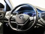 Volkswagen T-Roc 1.5 TSI Sport / 150pk / Panorama dak / Trekhaak / Achteruitrij camera /