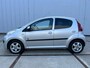 Peugeot 107 1.0 Envy 5drs Black & Silver Edition Airco - bluetooth - privacy glass - Lm velgen - NAP