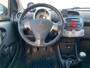 Peugeot 107 1.0 Envy 5drs Black & Silver Edition Airco - bluetooth - privacy glass - Lm velgen - NAP