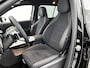 Mercedes-Benz GLB 250+ Business Solution AMG 7p. 85.5 kWh | Premium Plus pakket | Winterpakket | Nightpakket | Parkeerpakket | Vast panoramadak | Burmester® 3D surround sound system | Massage functie | GUARD 360° | 19” vijfspaaks lichtmetalen AMG-velgen |