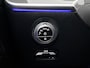 Mercedes-Benz C-klasse 300 e 140 Years Edition | Comfortpakket Plus | Nightpakket | Parkeerpakket met 360°-camera | Trekhaak | GUARD 360° Plus | Middenconsole metaalstructuur | Panoramaschuifdak | Warmtewerend, donkergetint glas |