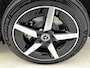 Mercedes-Benz GLB 250+ Business Solution AMG 7p. 85.5 kWh | Premium Plus pakket | Winterpakket | Nightpakket | Sportstoelen Pakket | Vast panoramadak | Burmester® 3D surround sound | Massage functie | GUARD 360° | 19” vijfspaaks lichtmetalen AMG-velgen |