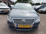 Volkswagen Passat Variant 1.4 TSI Highline BlueM. DSG/NAVI/PDC