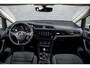 Volkswagen Touran 1.5 TSi 150 pk Highline Business R-line 7p | Keyless | Full LED | Camera | Stoelverwarming